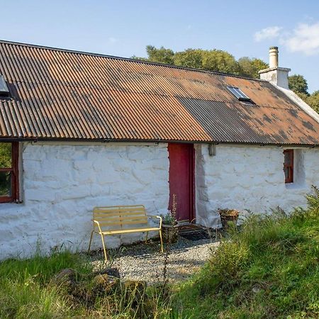 Half Of 12 Camustianavaig Villa Camastianavaig Exterior photo